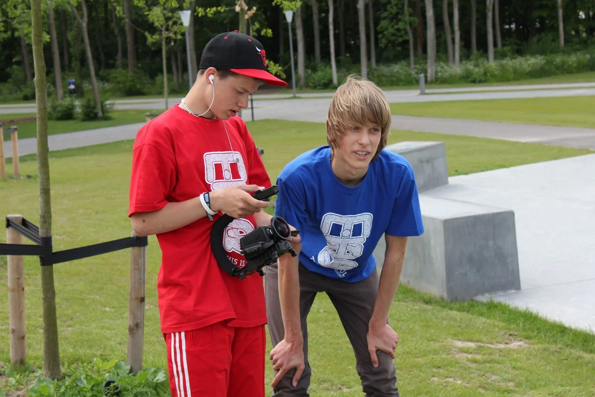 Thumbnail 2